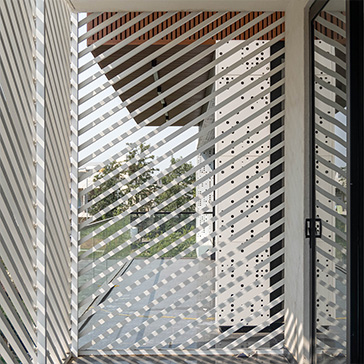 What Makes MetaFlutes the Most Elegant Choice for Vertical Design