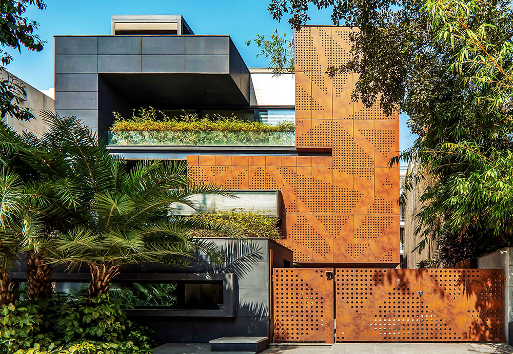 Then and Now: How Metaguise Facades from Years Ago Still Stand Flawless Today